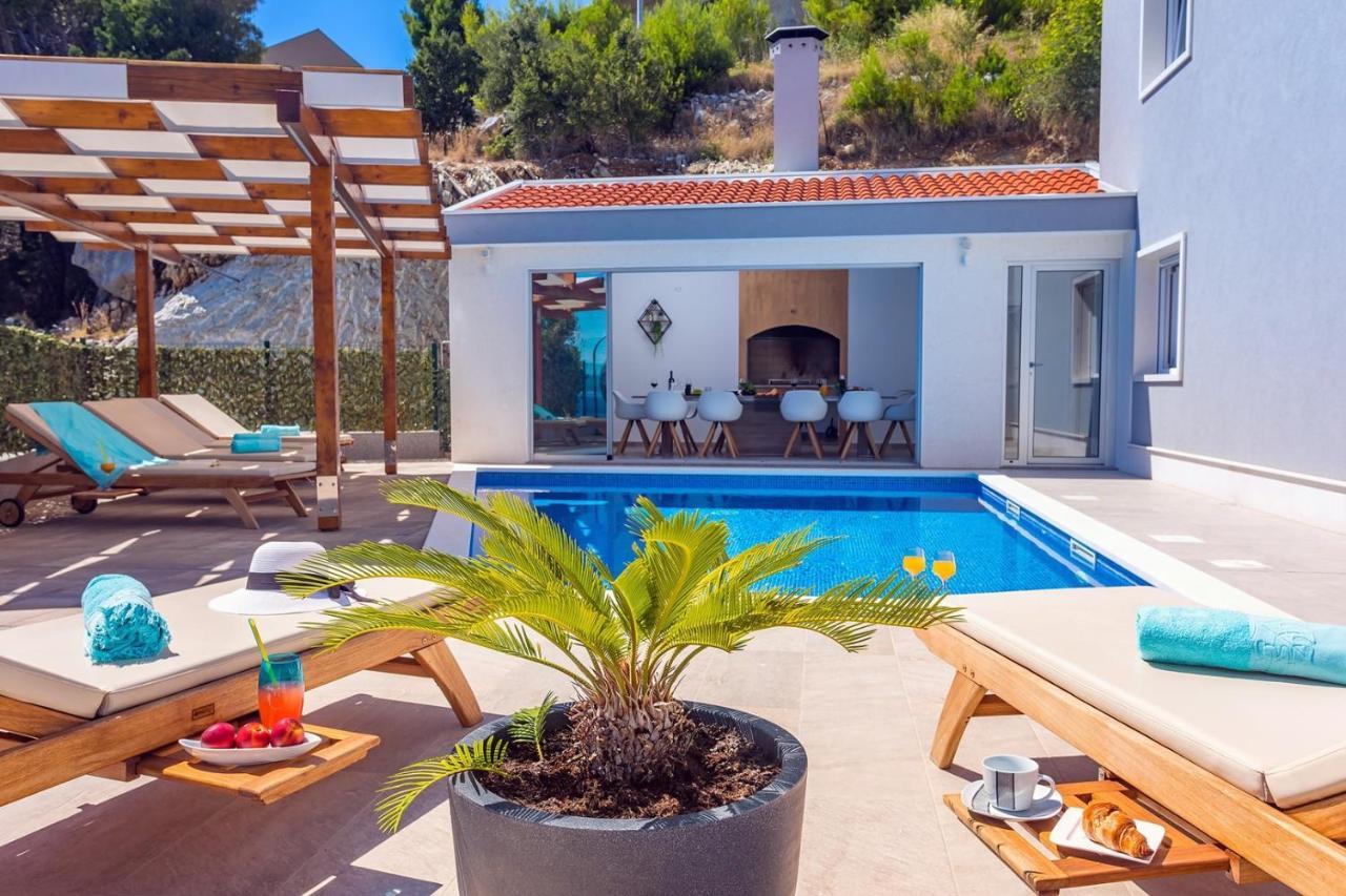 Villa Matan - Only 200M From The Sandy Beaches, Private 28M2 Pool Omiš Esterno foto