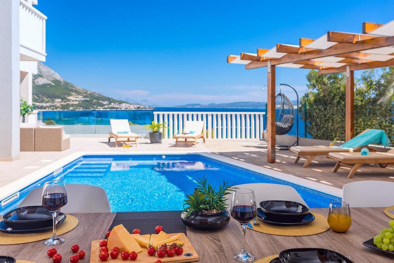 Villa Matan - Only 200M From The Sandy Beaches, Private 28M2 Pool Omiš Esterno foto