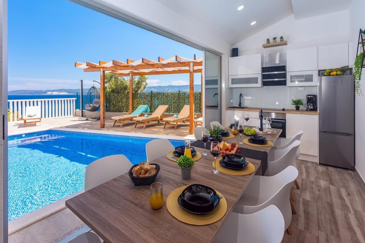 Villa Matan - Only 200M From The Sandy Beaches, Private 28M2 Pool Omiš Esterno foto