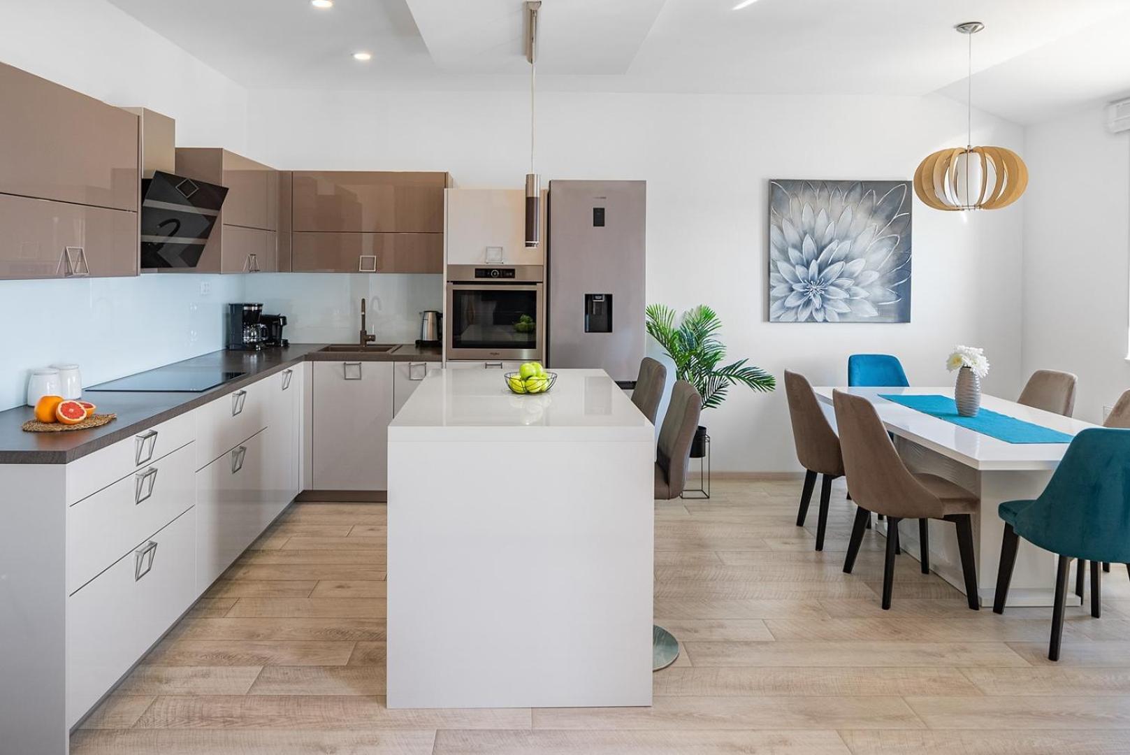 Villa Matan - Only 200M From The Sandy Beaches, Private 28M2 Pool Omiš Esterno foto