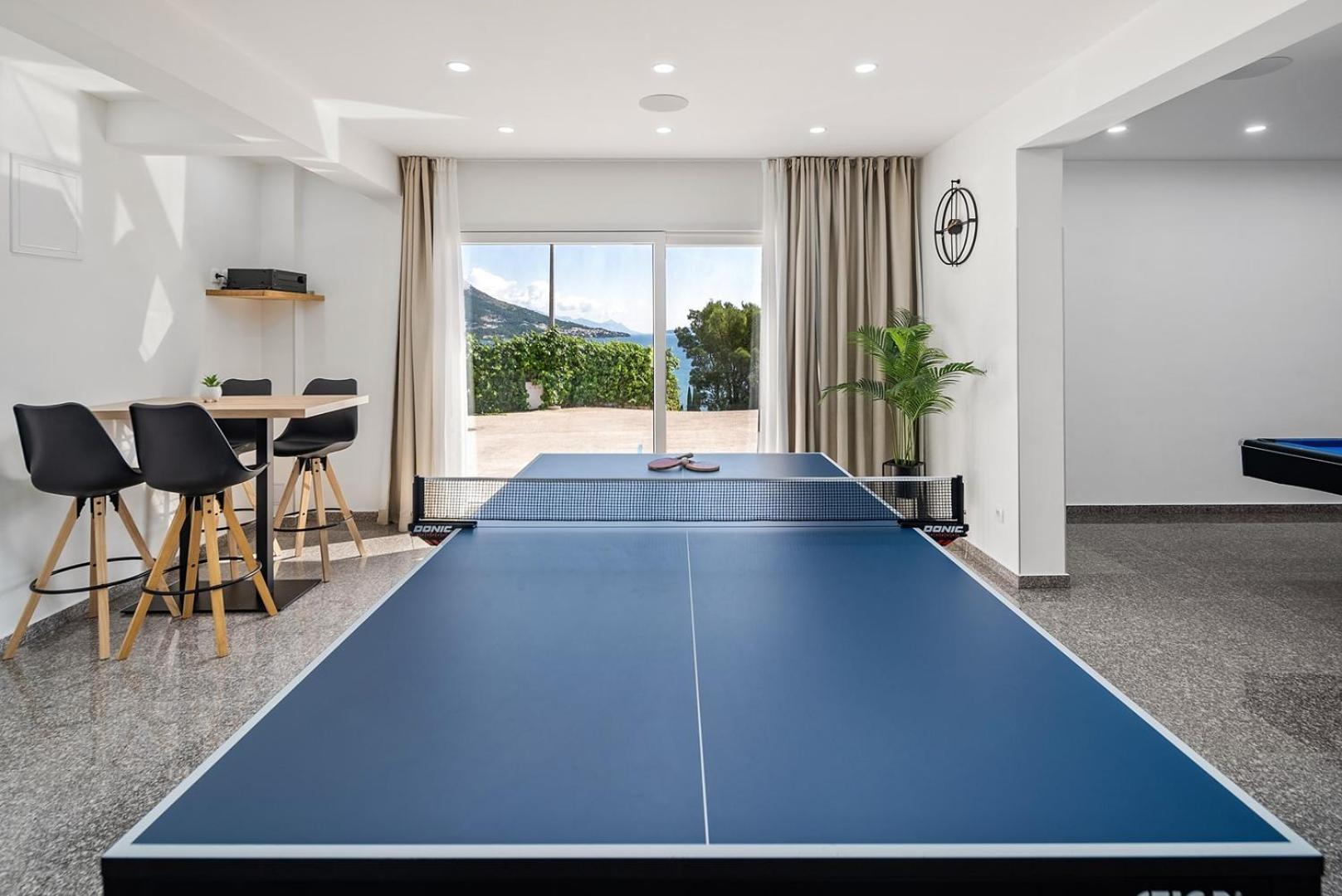 Villa Matan - Only 200M From The Sandy Beaches, Private 28M2 Pool Omiš Esterno foto